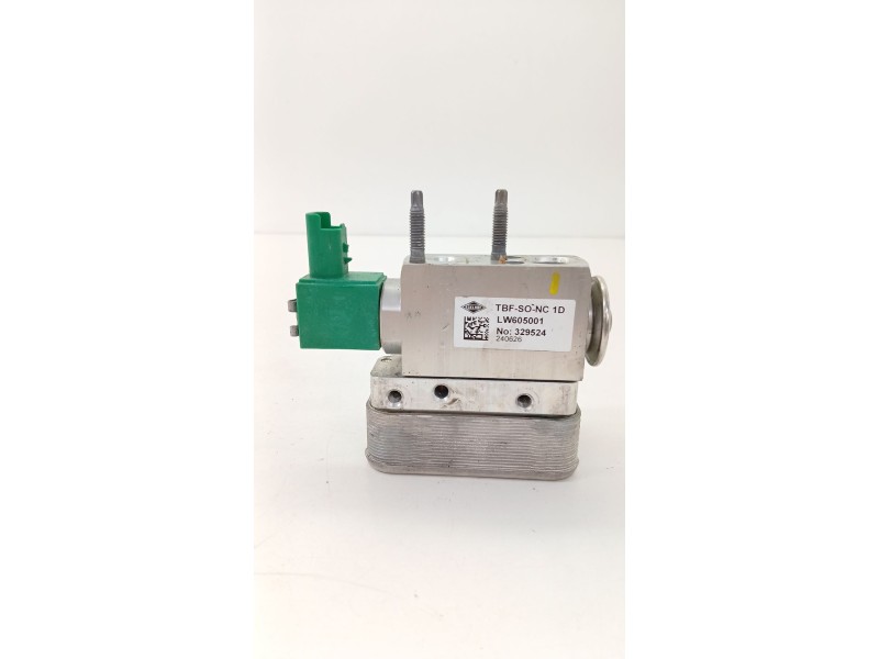 Recambio de valvula aire adicional para dacia duster (pym/pyn) duster referencia OEM IAM 295E35353R  