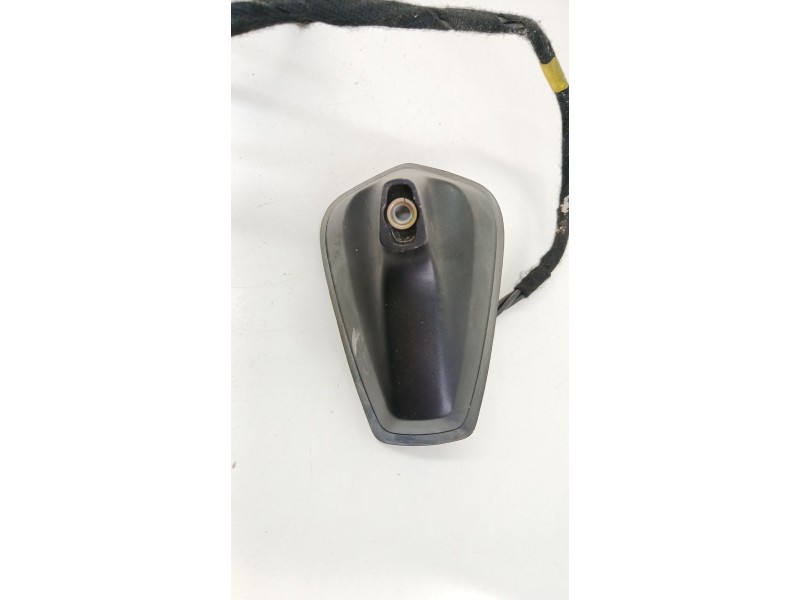 Recambio de antena para dacia duster (pym/pyn) duster referencia OEM IAM 282169786R  