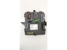 Recambio de caja reles / fusibles para dacia duster (pym/pyn) duster referencia OEM IAM 284B25052R  