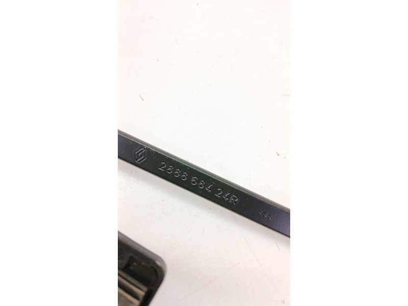 Recambio de brazo limpia delantero derecho para dacia duster (pym/pyn) duster referencia OEM IAM 288868424R  