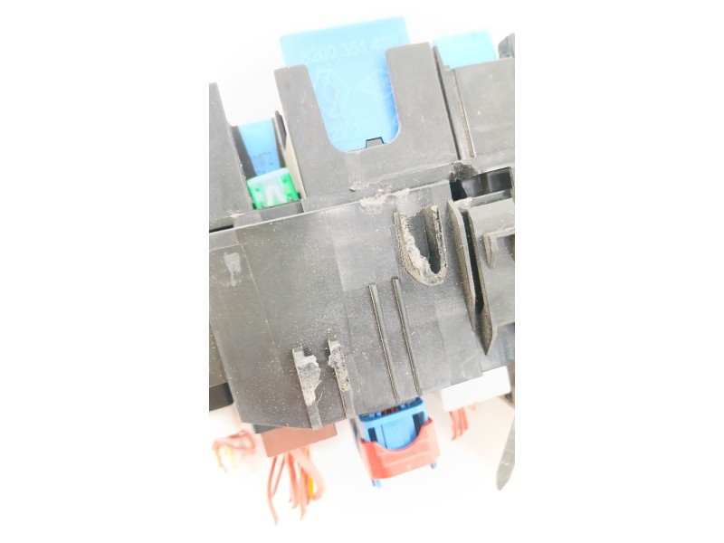 Recambio de caja reles / fusibles para dacia duster (pym/pyn) duster referencia OEM IAM 243225497R  
							