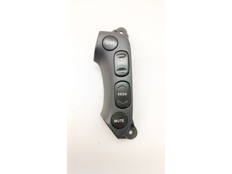 Recambio de mando volante para hyundai santa fé ii (cm) 2.2 crdi 4x4 referencia OEM IAM 967002B050  