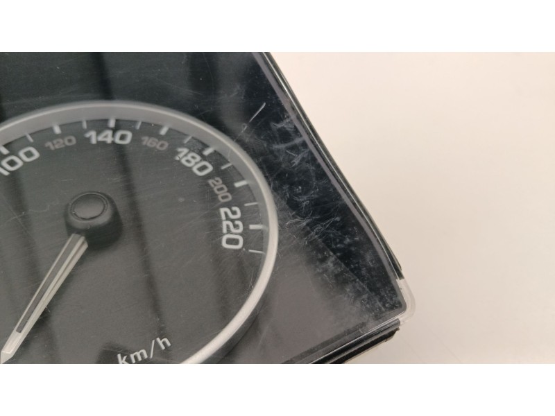 Recambio de cuadro instrumentos para land rover discovery iv (l319) 2.7 td 4x4 referencia OEM IAM AH2210849EG  