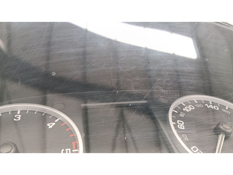 Recambio de cuadro instrumentos para land rover discovery iv (l319) 2.7 td 4x4 referencia OEM IAM AH2210849EG  