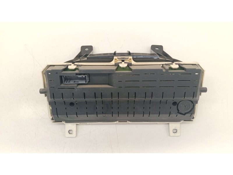 Recambio de cuadro instrumentos para land rover discovery iv (l319) 2.7 td 4x4 referencia OEM IAM AH2210849EG  