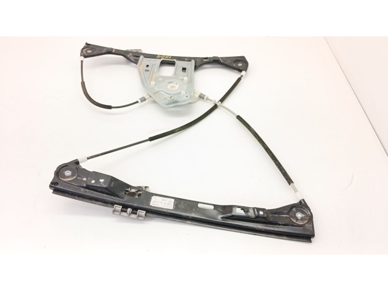 Recambio de elevalunas delantero derecho para mercedes-benz clase clc (cl203) clc 220 cdi 150 cv referencia OEM IAM   
							