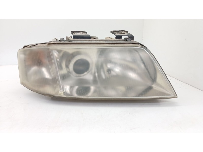 Recambio de faro derecho para audi a6 c5 (4b2, 4b4) 2.5 tdi referencia OEM IAM   