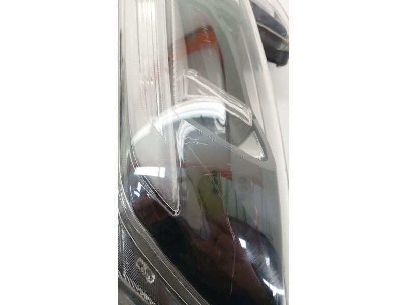 Recambio de faro derecho para nissan juke (f15) 1.6 referencia OEM IAM 90049102  
							