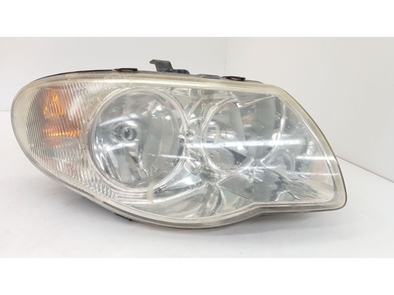 Recambio de faro derecho para chrysler voyager iv (rg, rs) 2.5 crd referencia OEM IAM 6240200000  