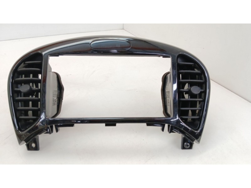 Recambio de rejilla aireadora para nissan juke (f15) 1.6 referencia OEM IAM 68260BX80A  