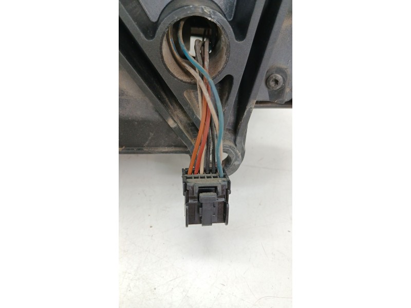 Recambio de retrovisor derecho para chrysler voyager iv (rg, rs) 2.5 crd referencia OEM IAM   
							