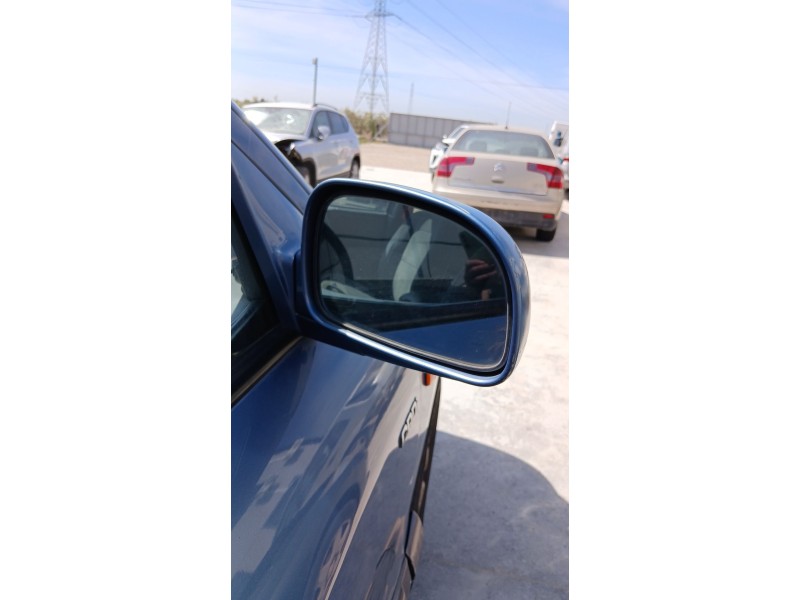 Recambio de retrovisor derecho para hyundai santa fé i (sm) 2.0 crdi 4x4 referencia OEM IAM   
