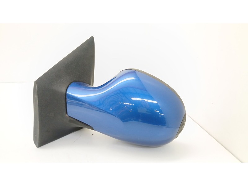 Recambio de retrovisor izquierdo para renault twingo ii (cn0_) 1.2 16v (cn0k, cn0v) referencia OEM IAM   