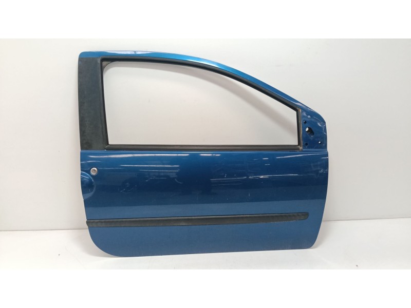 Recambio de puerta delantera derecha para renault twingo ii (cn0_) 1.2 16v (cn0k, cn0v) referencia OEM IAM   