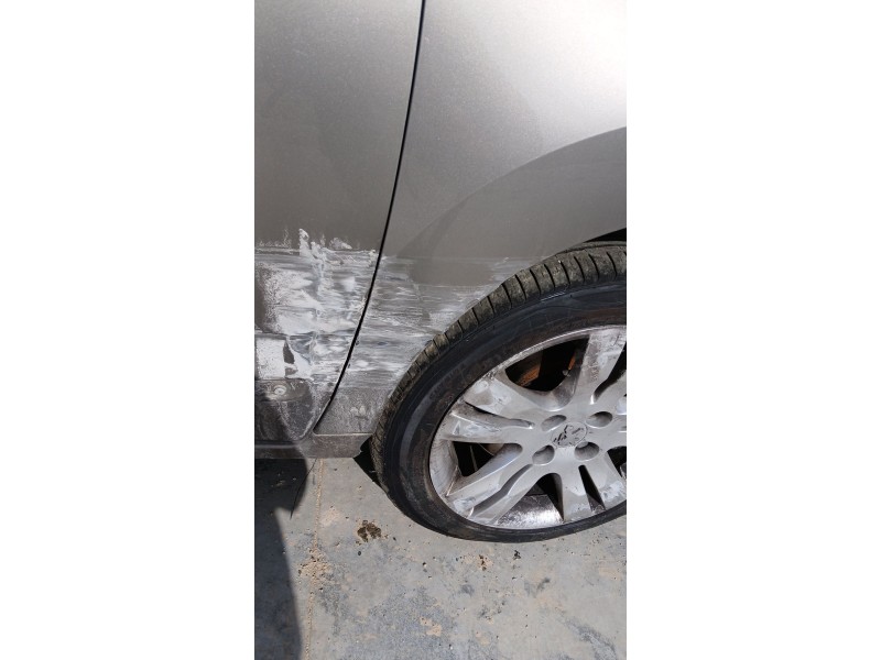 Recambio de aleta delantera derecha para peugeot 5008 (0u_, 0e_) 2.0 hdi 150 / bluehdi 150 referencia OEM IAM   
							