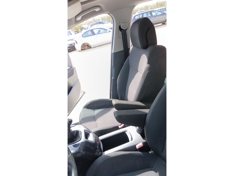 Recambio de asiento delantero derecho para peugeot 5008 (0u_, 0e_) 2.0 hdi 150 / bluehdi 150 referencia OEM IAM   
							
