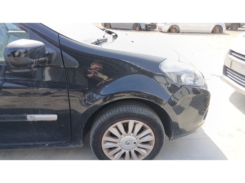 Recambio de aleta delantera derecha para renault clio iii (br0/1, cr0/1) 1.5 dci referencia OEM IAM   
							