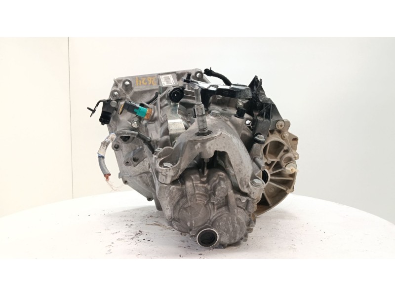 Recambio de caja cambios para renault captur ii (hf_) tce 100 (hfmt) referencia OEM IAM JT4021  
							