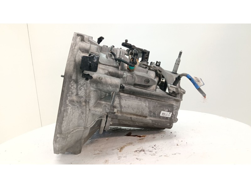 Recambio de caja cambios para renault captur ii (hf_) tce 100 (hfmt) referencia OEM IAM JT4021  