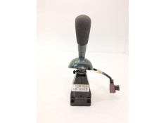 Recambio de palanca cambio para renault twingo ii (cn0_) 1.2 16v (cn0k, cn0v) referencia OEM IAM 8200521978C  