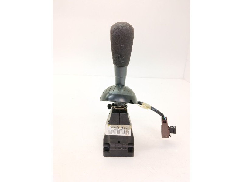 Recambio de palanca cambio para renault twingo ii (cn0_) 1.2 16v (cn0k, cn0v) referencia OEM IAM 8200521978C  