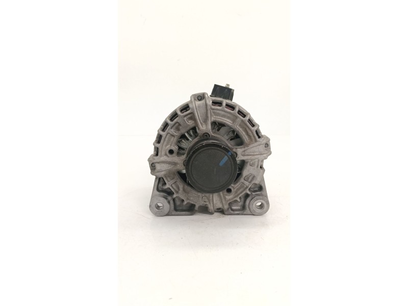 Recambio de alternador para renault captur ii (hf_) tce 100 (hfmt) referencia OEM IAM 231002175RA  
							