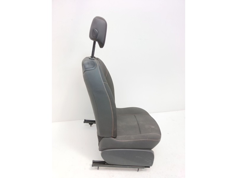 Recambio de asiento delantero derecho para renault twingo ii (cn0_) 1.2 16v (cn0k, cn0v) referencia OEM IAM   