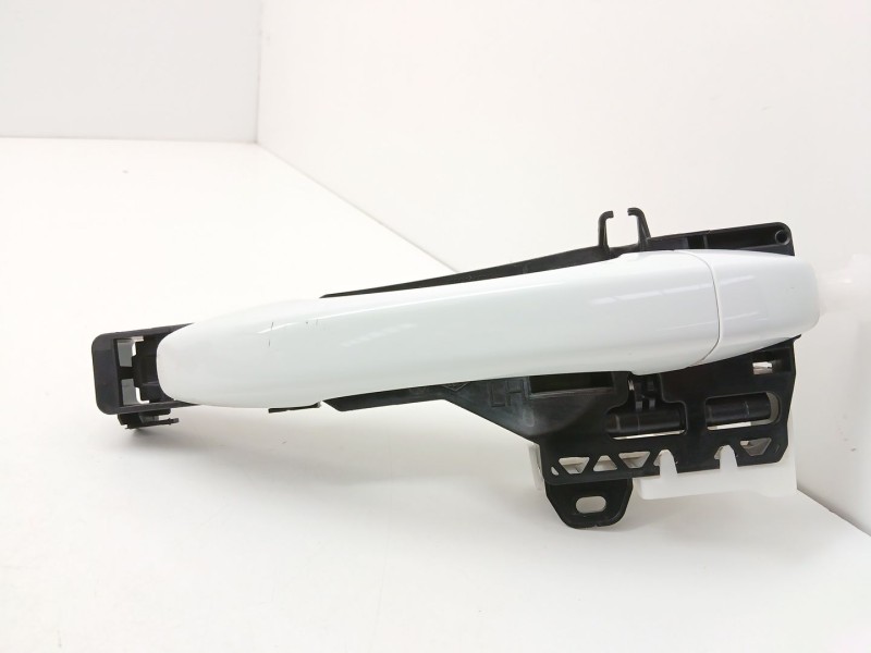 Recambio de maneta exterior trasera izquierda para renault captur ii (hf_) tce 100 (hfmt) referencia OEM IAM 806071986R  