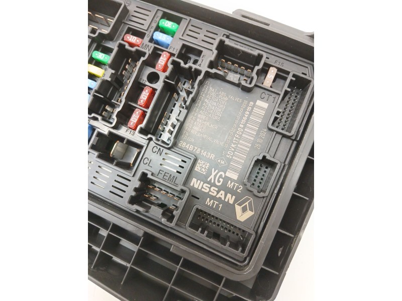 Recambio de caja reles / fusibles para seat ibiza v (kj1, kjg) 1.0 tsi referencia OEM IAM 284B78143R  
							