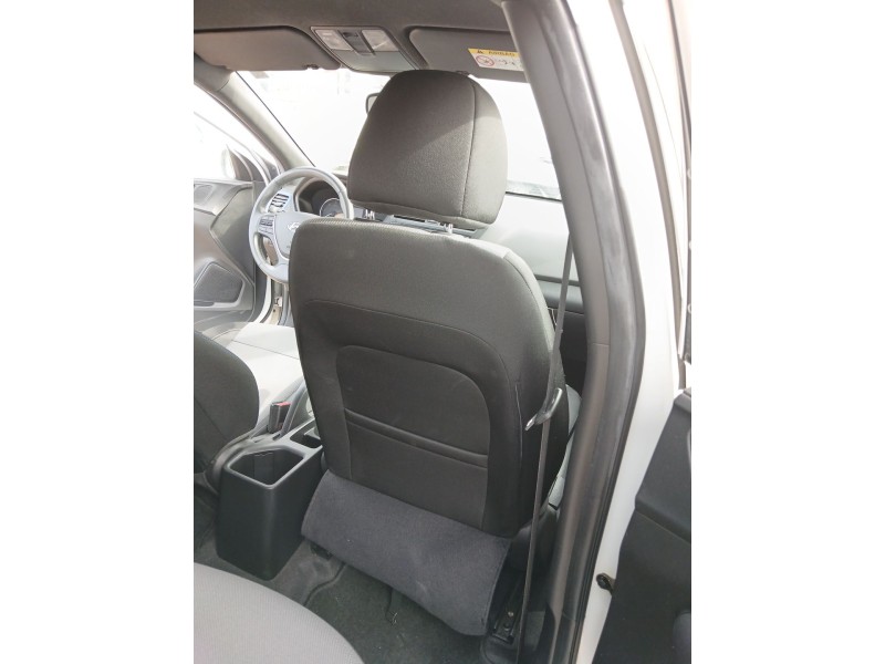Recambio de asiento delantero derecho para hyundai i20 i (pb, pbt) 1.4 crdi referencia OEM IAM   