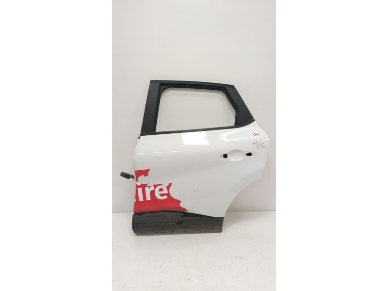 Recambio de puerta trasera izquierda para renault captur ii (hf_) tce 100 (hfmt) referencia OEM IAM   