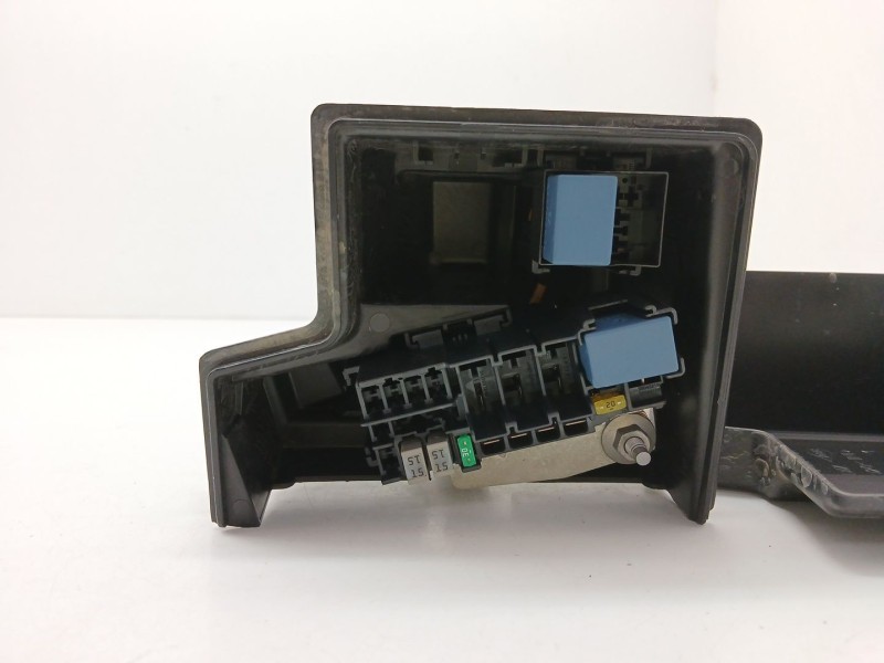 Recambio de caja reles / fusibles para renault captur ii (hf_) tce 100 (hfmt) referencia OEM IAM 252361535R  