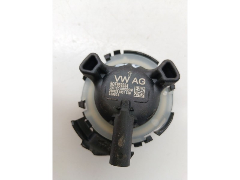 Recambio de sensor para seat ibiza v (kj1, kjg) 1.0 tsi referencia OEM IAM 5QF959354  