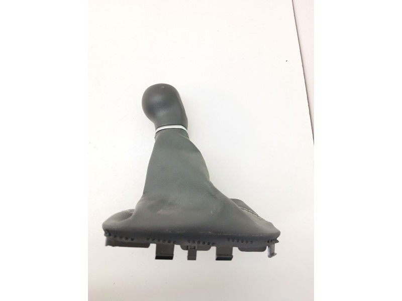 Recambio de pomo palanca cambio para seat ibiza v (kj1, kjg) 1.0 tsi referencia OEM IAM 6F0711113AAB  