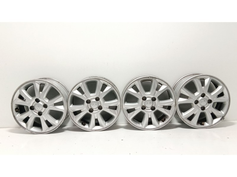 Recambio de juego llantas para hyundai i20 i (pb, pbt) 1.4 crdi referencia OEM IAM   