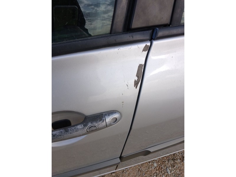 Recambio de puerta delantera izquierda para renault megane ii station wagon (km0/1_) 1.6 16v referencia OEM IAM   
							