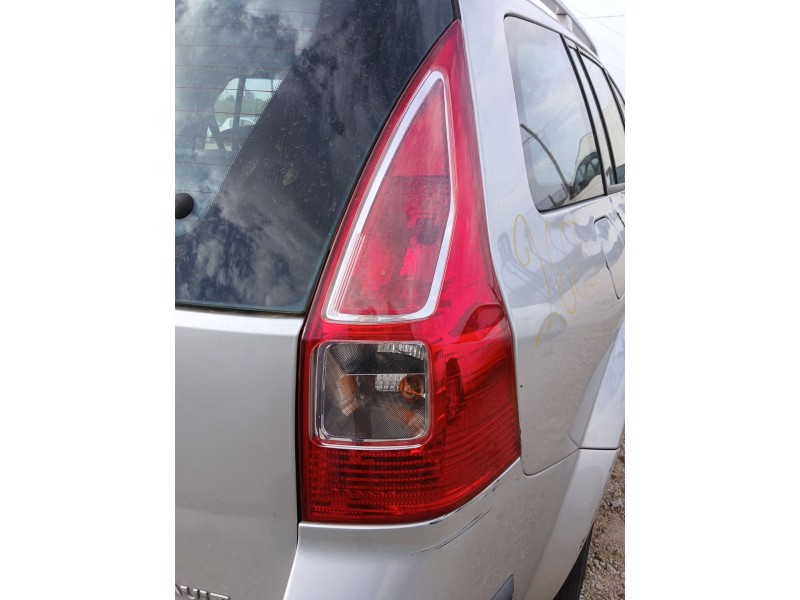 Recambio de piloto trasero derecho para renault megane ii station wagon (km0/1_) 1.6 16v referencia OEM IAM   
							