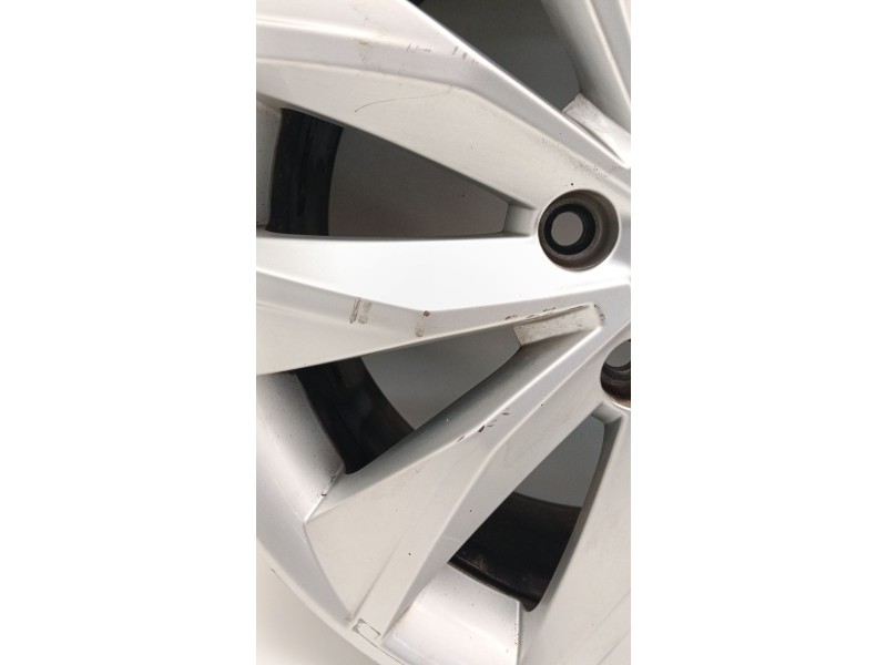Recambio de llanta para seat ateca (kh7, khp) 1.6 tdi referencia OEM IAM   