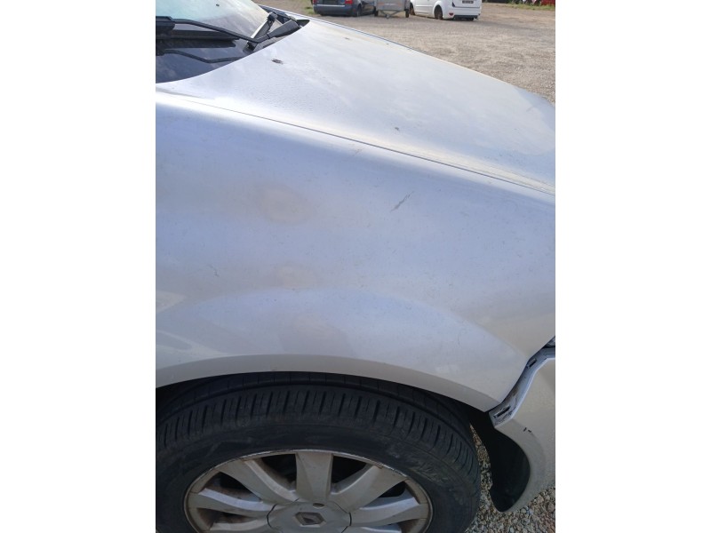 Recambio de aleta delantera derecha para renault megane ii station wagon (km0/1_) 1.6 16v referencia OEM IAM   
							