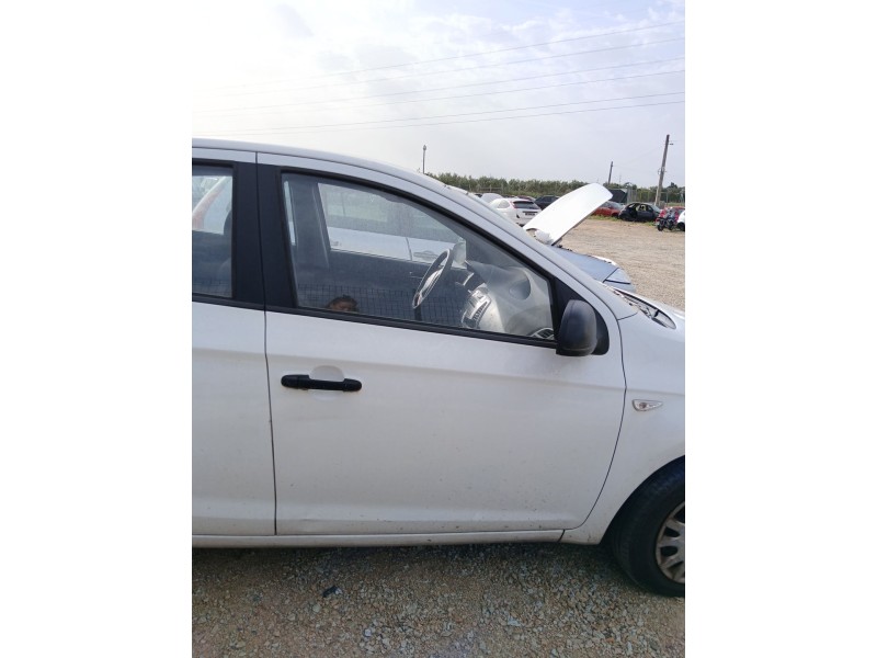 Recambio de puerta delantera derecha para hyundai i20 i (pb, pbt) 1.4 crdi referencia OEM IAM   