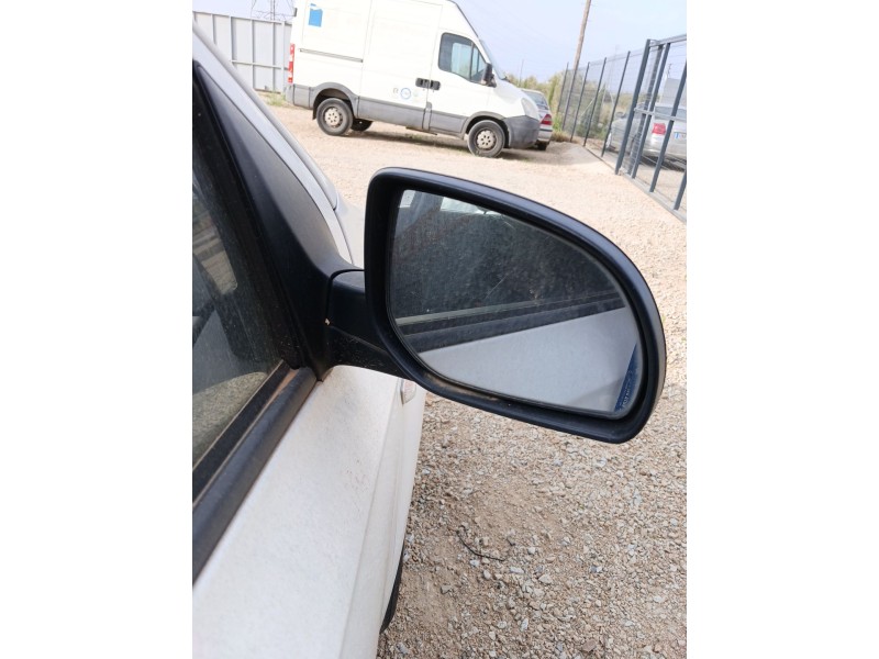 Recambio de retrovisor derecho para hyundai i20 i (pb, pbt) 1.4 crdi referencia OEM IAM   
