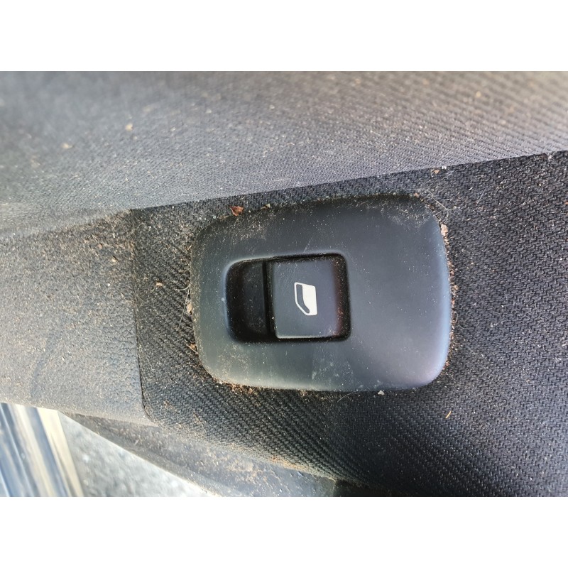 Recambio de mando elevalunas trasero derecho para peugeot 508 1.6 hdi fap referencia OEM IAM   