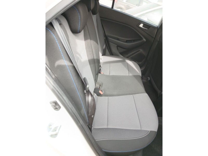Recambio de asientos traseros para hyundai i20 i (pb, pbt) 1.4 crdi referencia OEM IAM   