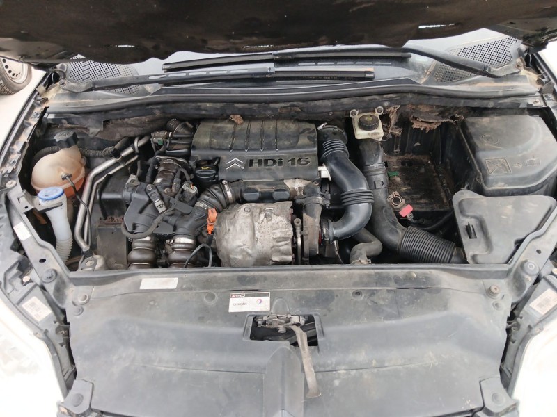 citroën c4 i sedán del año 2009
							