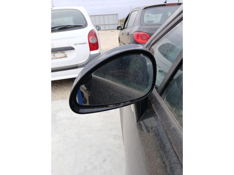 Recambio de retrovisor izquierdo para citroën c4 i sedán 1.6 hdi referencia OEM IAM   
							