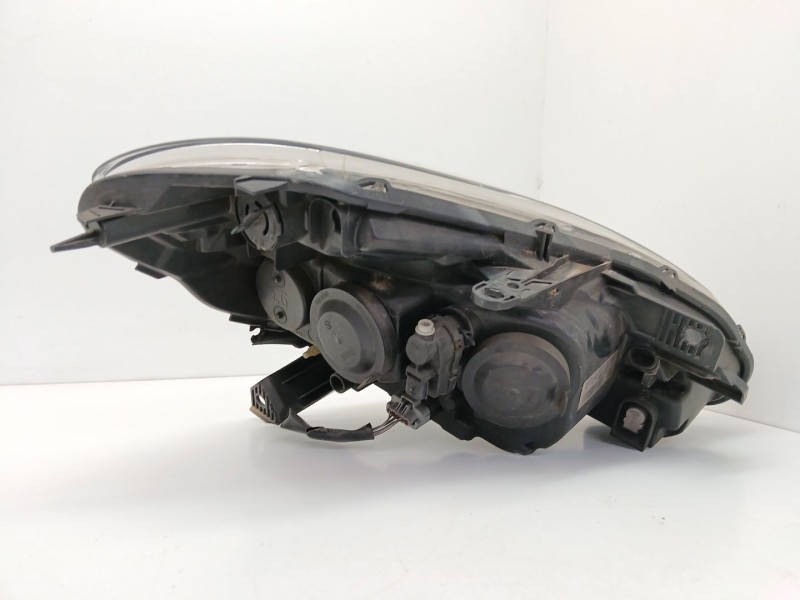 Recambio de faro izquierdo para renault clio iii (br0/1, cr0/1) 1.5 dci referencia OEM IAM 260605550R  