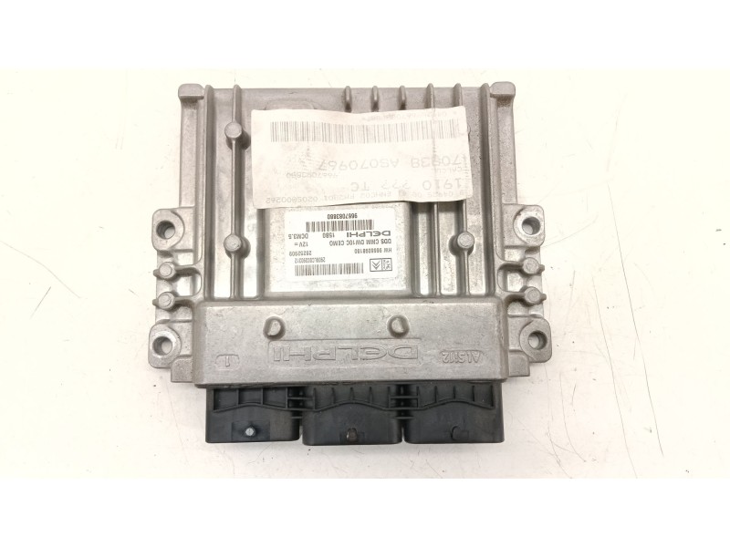 Recambio de centralita motor uce para peugeot 5008 (0u_, 0e_) 2.0 hdi 150 / bluehdi 150 referencia OEM IAM 9666098180  
							