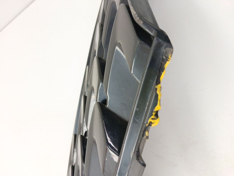 Recambio de rejilla delantera para nissan juke (f15) 1.6 referencia OEM IAM 62075BV80A  
							