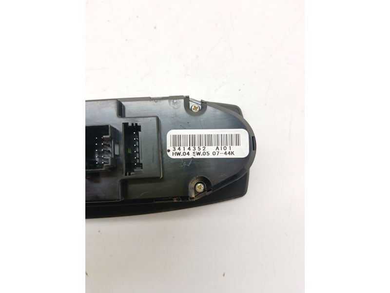 Recambio de mando elevalunas delantero izquierdo para bmw x3 (e83) 2.0 sd referencia OEM IAM 3414352  