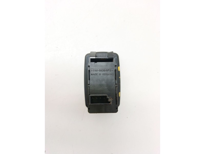 Recambio de mando elevalunas delantero derecho para bmw x3 (e83) 2.0 sd referencia OEM IAM 15939948 9113773 
							
